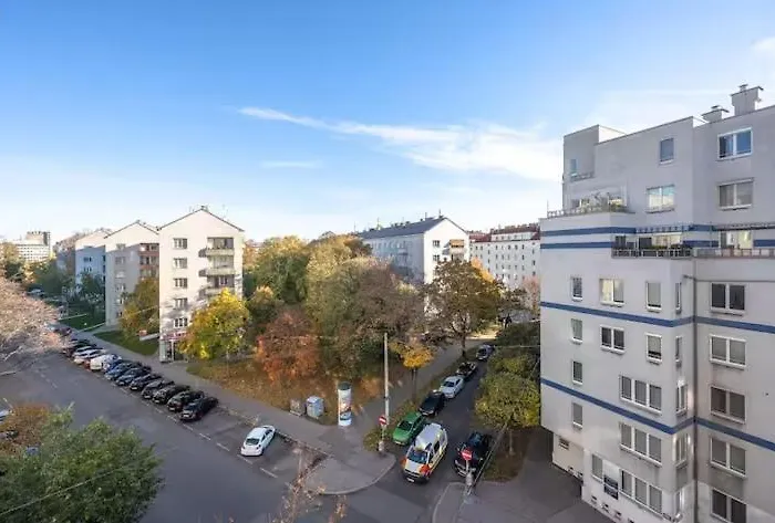 Lichtdurchflutet, Neu Saniert, Schnell Im Zentrum ウィーン